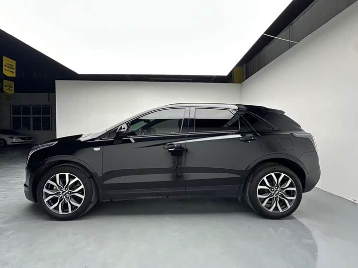 Фото 3 - Cadillac XT5