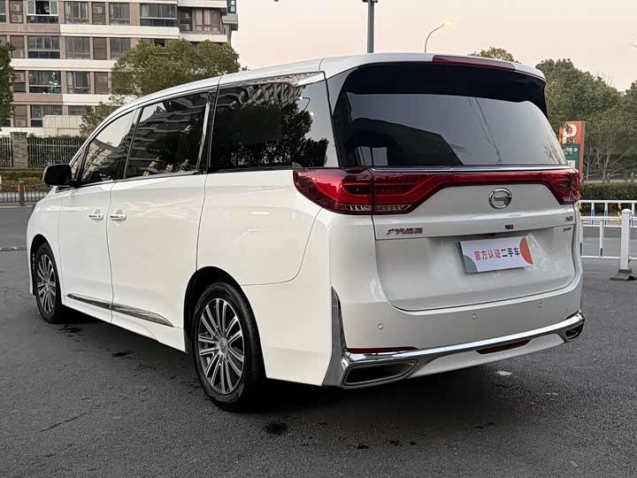 Фото 4 - GAC Trumpchi M8