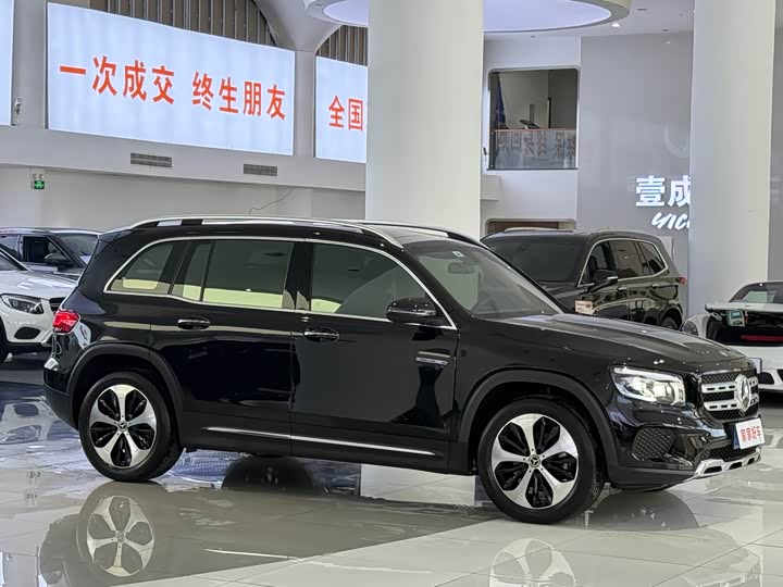 Фото 3 - Mercedes-Benz GLB-Class