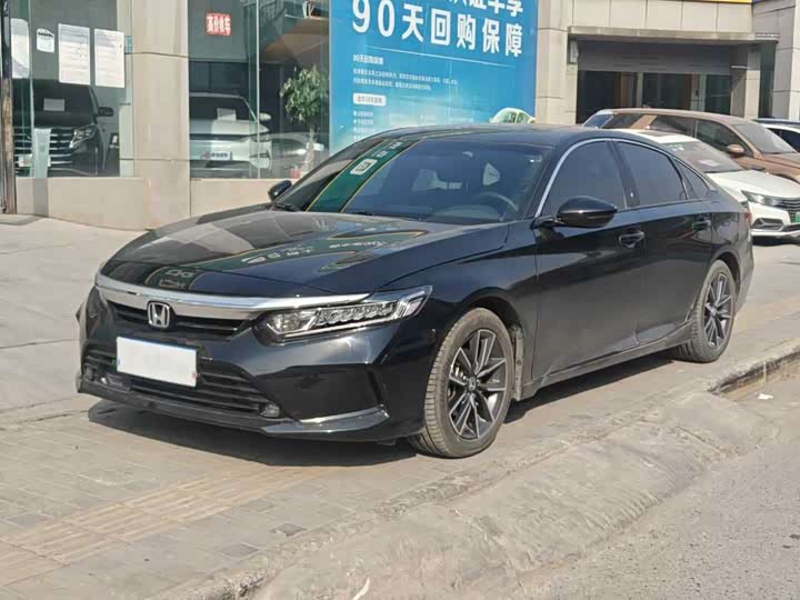 Фото 1 - Honda Inspire