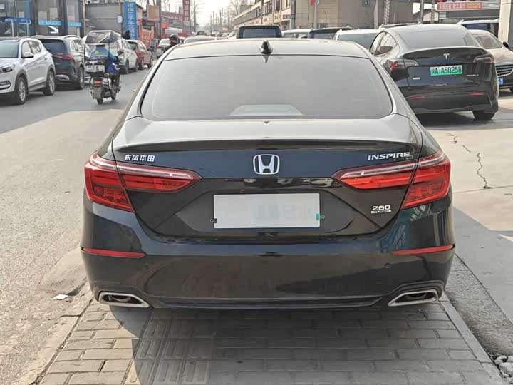 Фото 8 - Honda Inspire