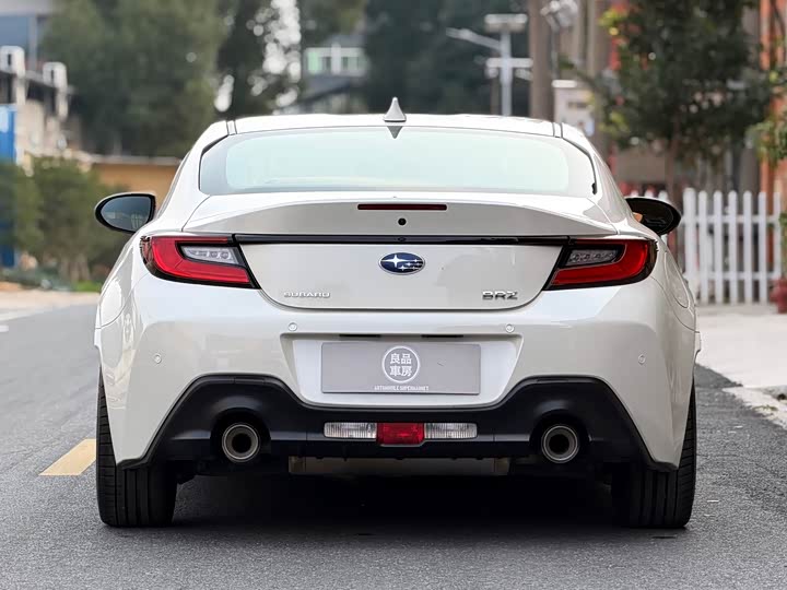 Фото 5 - Subaru BRZ