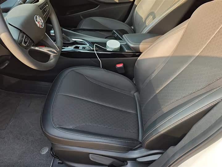 Фото 9 - Buick Verano