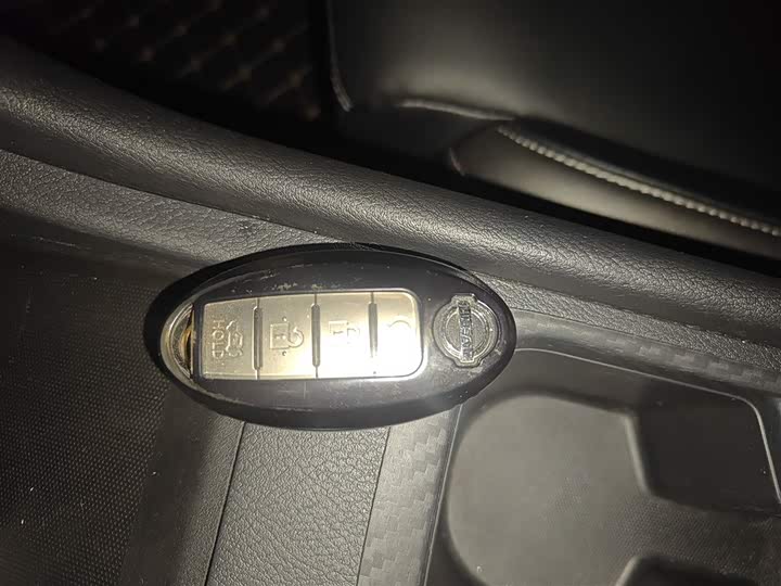 Фото 9 - Nissan Sylphy