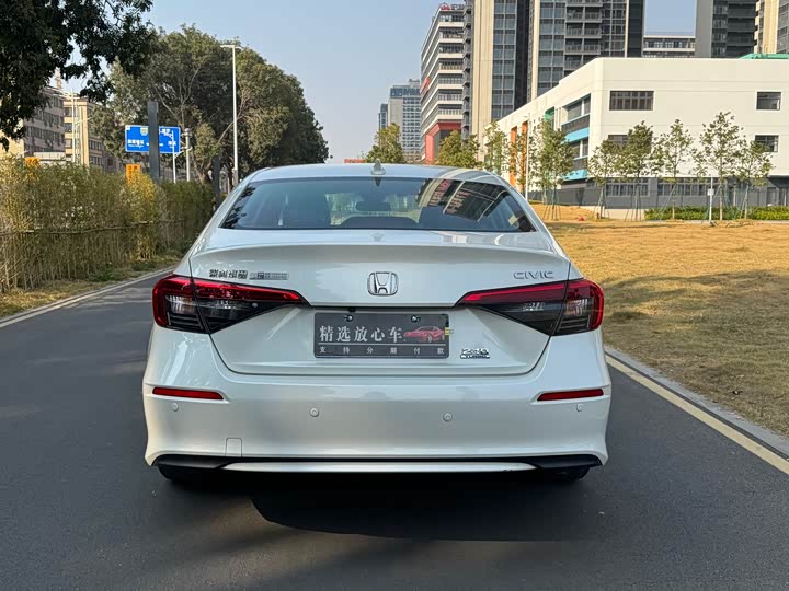 Фото 5 - Honda Civic