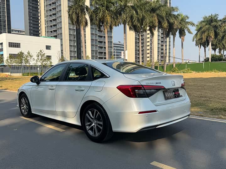 Фото 6 - Honda Civic