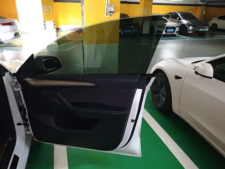 Фото 9 - Tesla Model Y