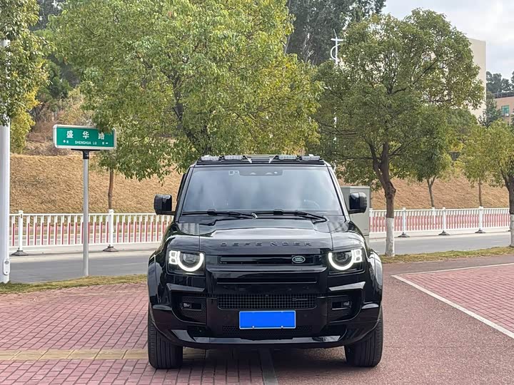 Фото 2 - Land Rover Defender