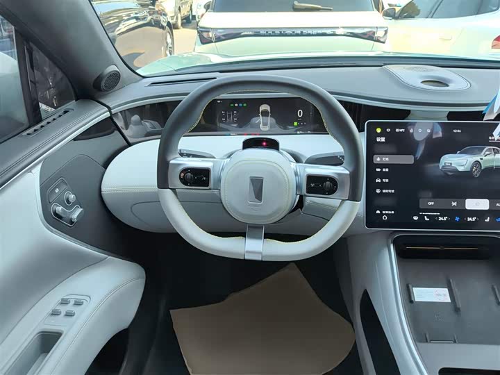 Фото 3 - Avatr 11