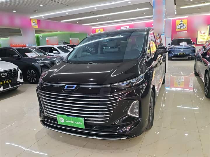 Фото 2 - Bestune M9