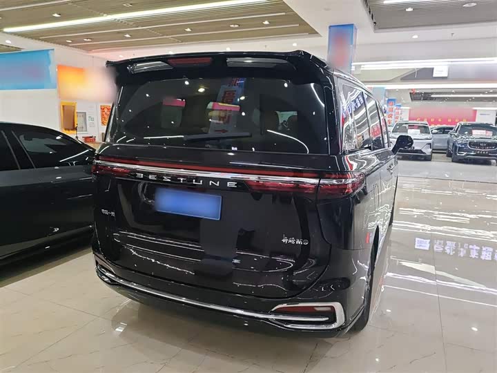 Фото 7 - Bestune M9