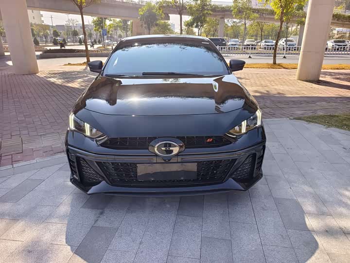 Фото 2 - GAC Trumpchi Empow R