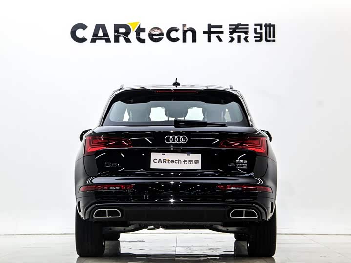 Фото 5 - Audi Q5L