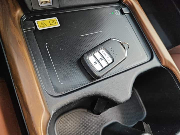 Фото 9 - Honda CR-V