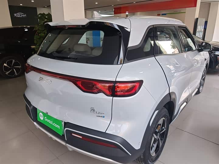 Фото 7 - BYD Yuan Up