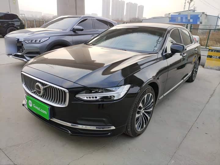 Фото 2 - Volvo S90