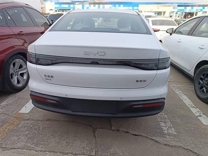 Фото 6 - BYD Seal 05 DM-i Hybrid