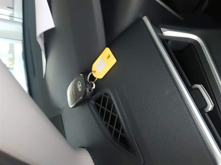 Фото 9 - Toyota Frontlander