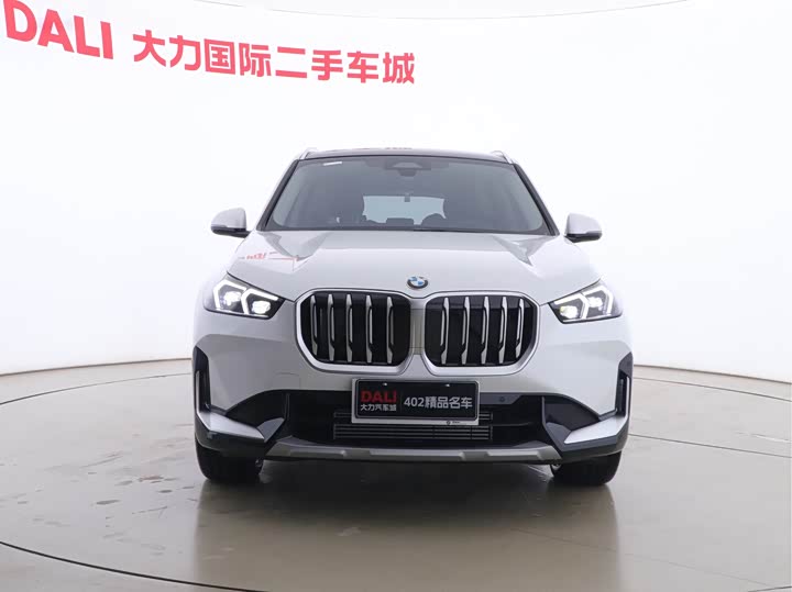 Фото 2 - BMW X1