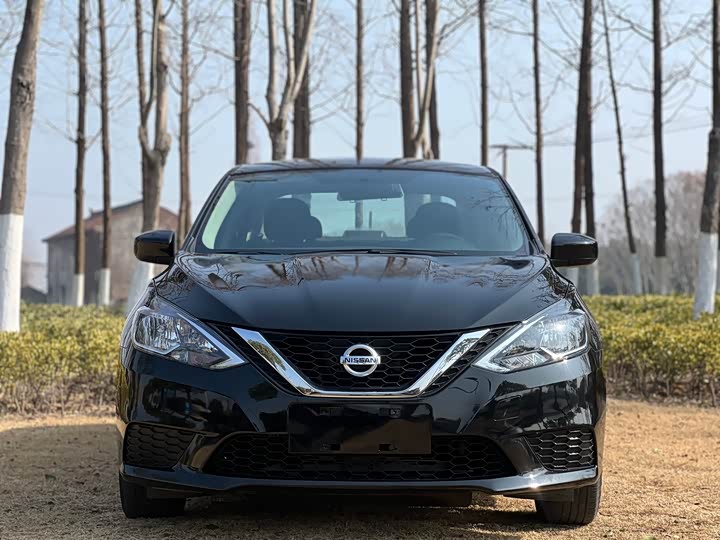 Фото 2 - Nissan Sylphy