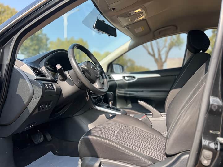 Фото 4 - Nissan Sylphy