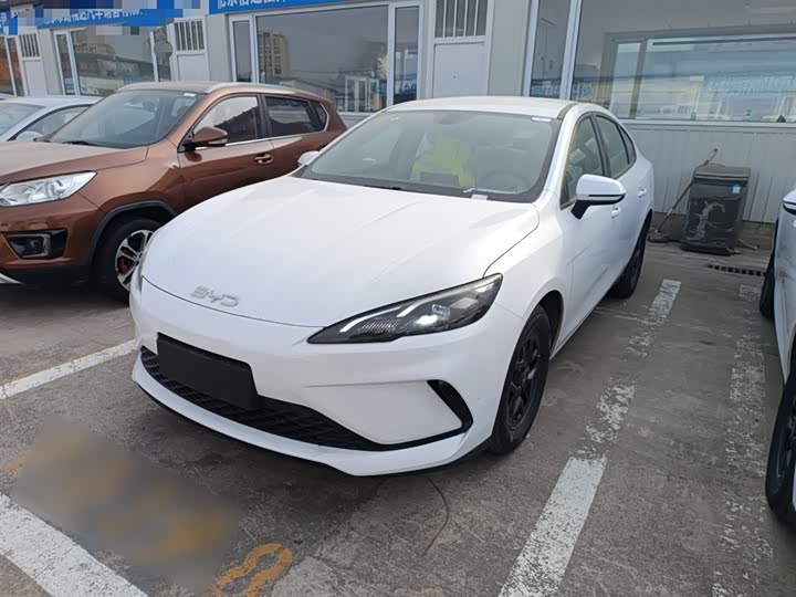 Фото 2 - BYD Seal 05 DM-i Hybrid