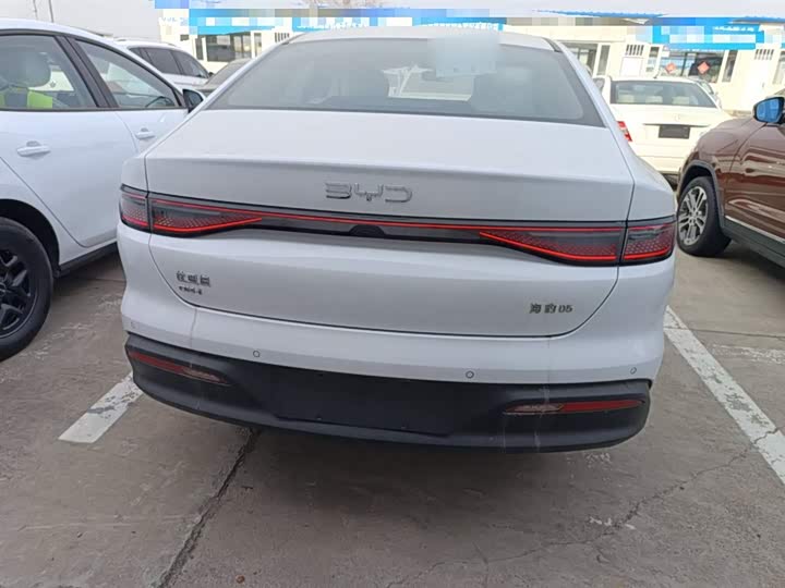 Фото 6 - BYD Seal 05 DM-i Hybrid