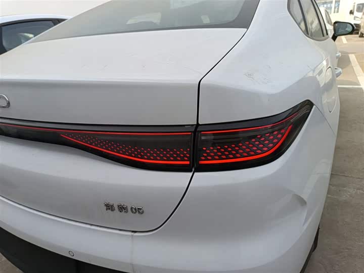 Фото 8 - BYD Seal 05 DM-i Hybrid