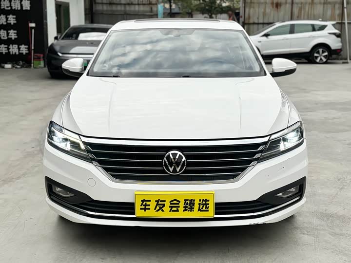 Фото 2 - Volkswagen Lavida