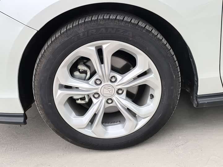 Фото 5 - Honda Accord