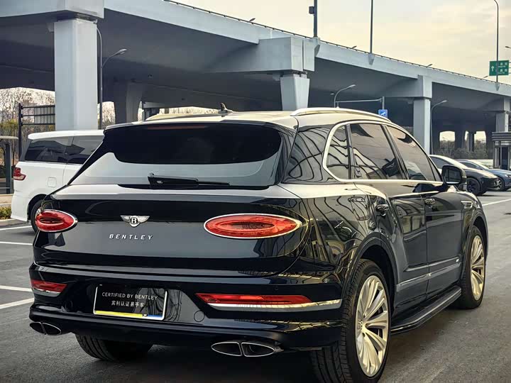 Фото 5 - Bentley Bentayga