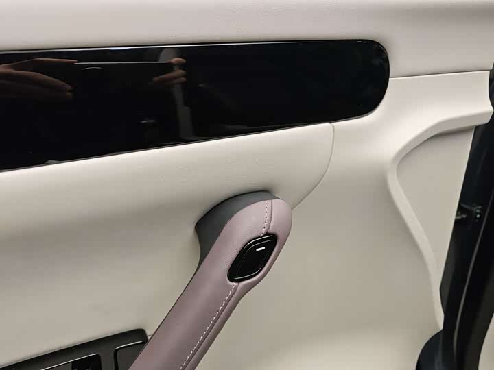 Фото 8 - Leapmotor C11