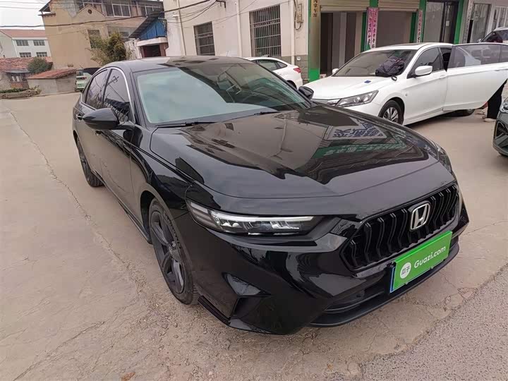 Фото 4 - Honda Inspire