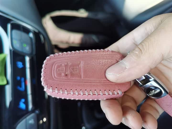 Фото 9 - Toyota Izoa