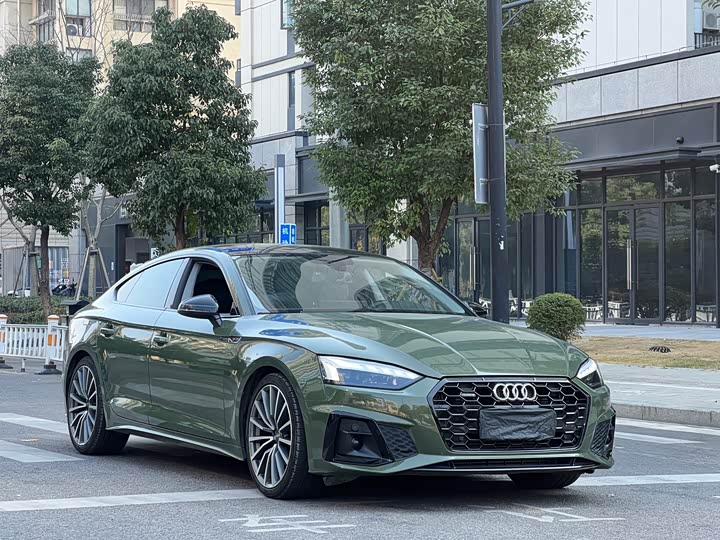 Фото 3 - Audi A5