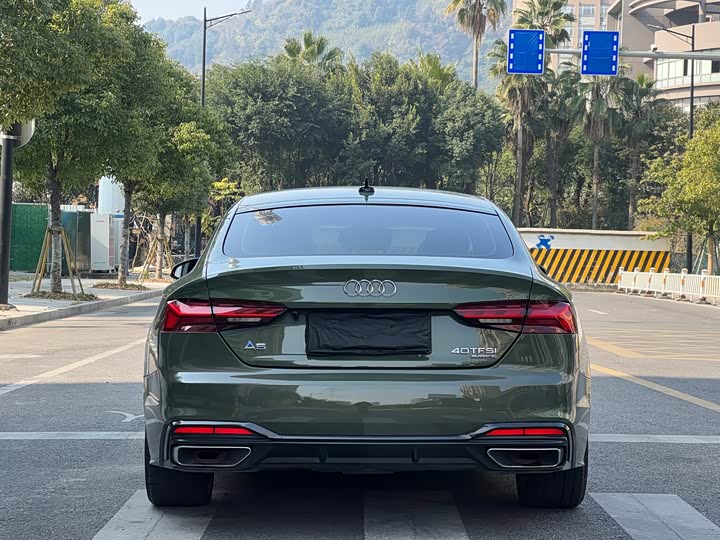 Фото 5 - Audi A5