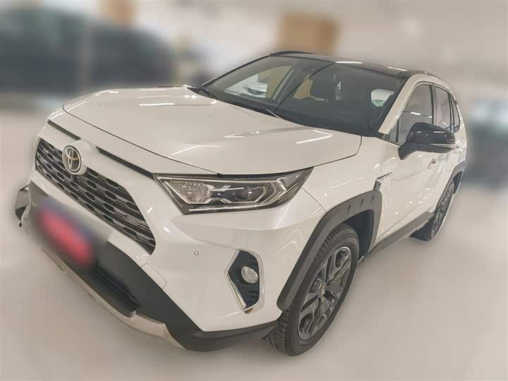 Фото 1 - Toyota RAV4