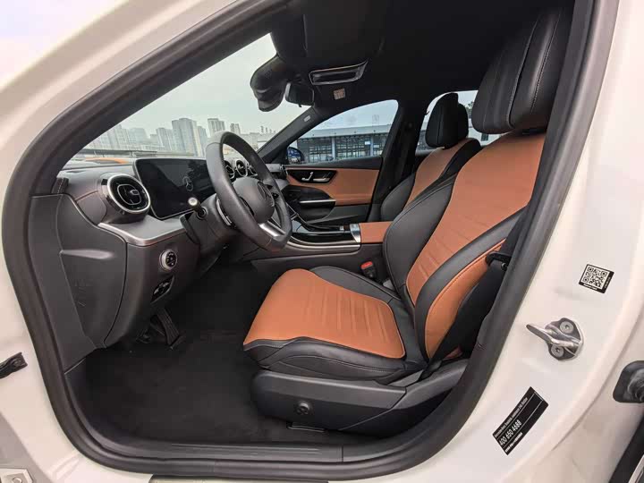 Фото 7 - Mercedes-Benz C-Class