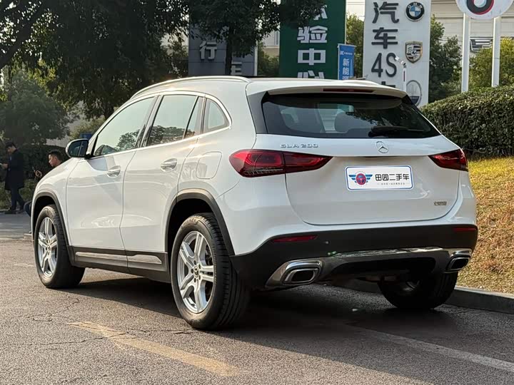 Фото 5 - Mercedes-Benz GLA-Class