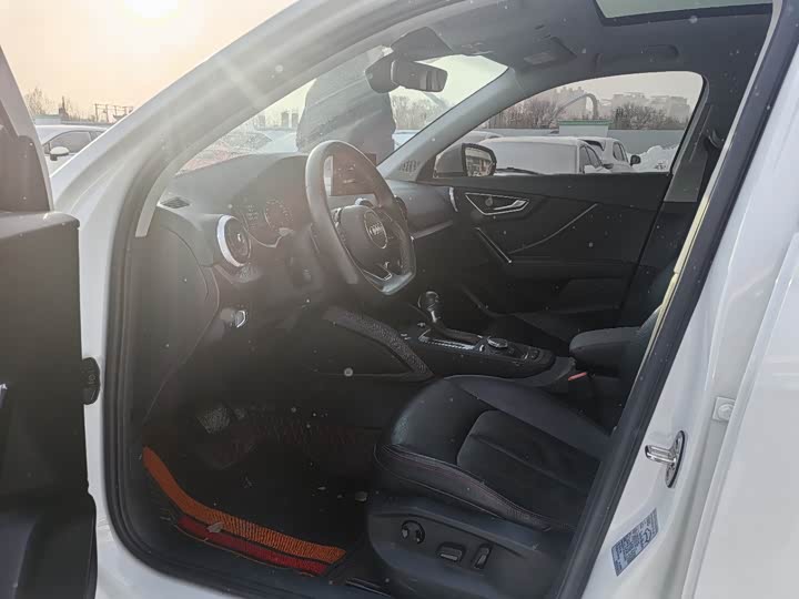 Фото 9 - Audi Q2L