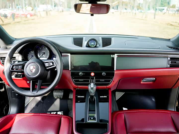 Фото 5 - Porsche Macan