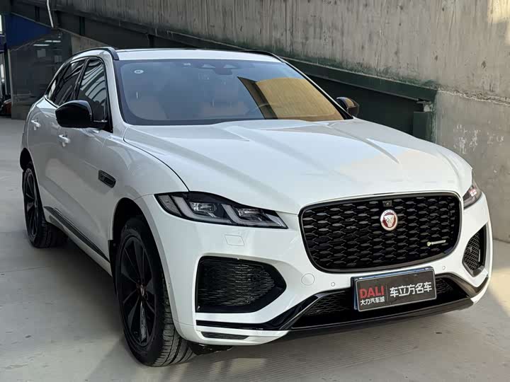 Фото 3 - Jaguar F-Pace