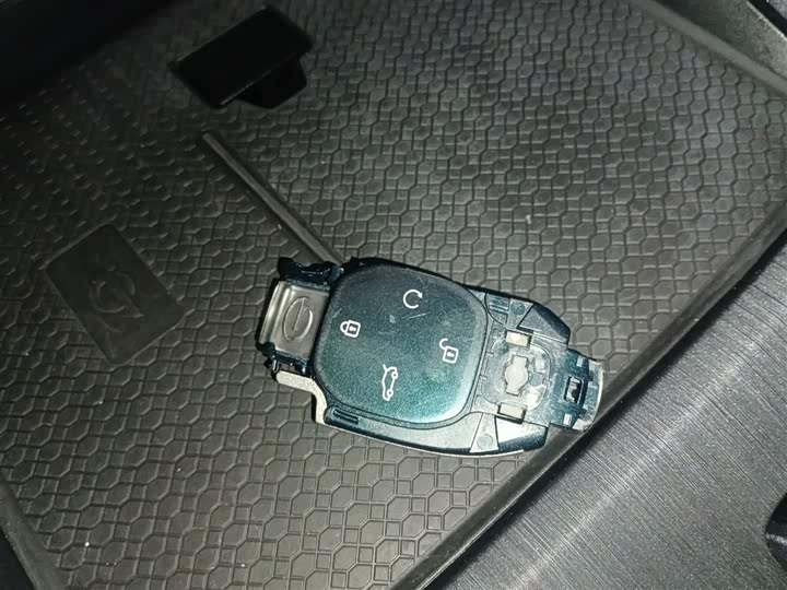 Фото 9 - GAC Trumpchi GS8