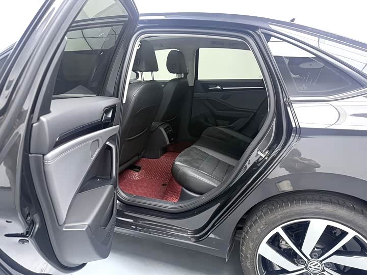 Фото 5 - Volkswagen Sagitar L