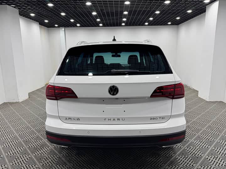 Фото 8 - Volkswagen Tharu