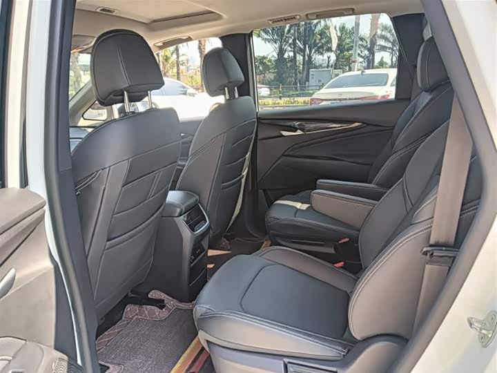 Фото 3 - Maxus G50