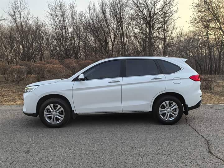 Фото 6 - Haval M6