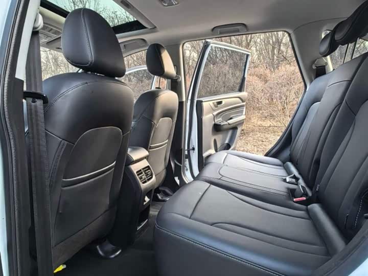 Фото 8 - Haval M6