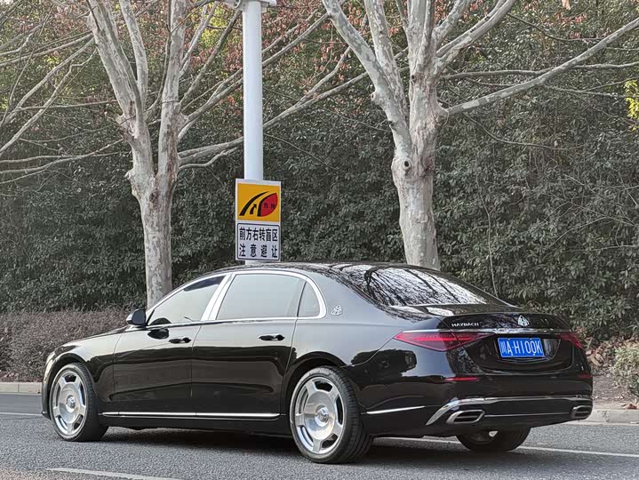 Фото 4 - Mercedes-Benz Maybach S-Class