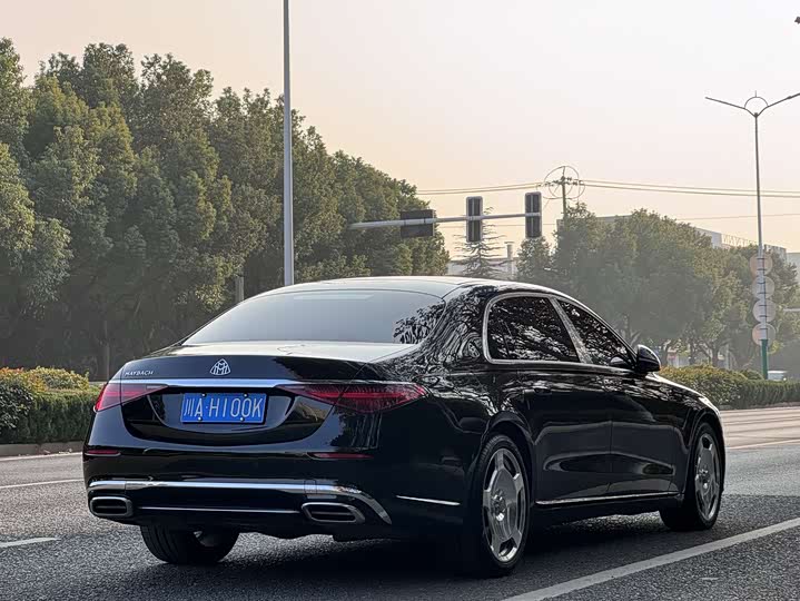 Фото 6 - Mercedes-Benz Maybach S-Class